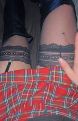 Secret sissy pin me and extend me to expose