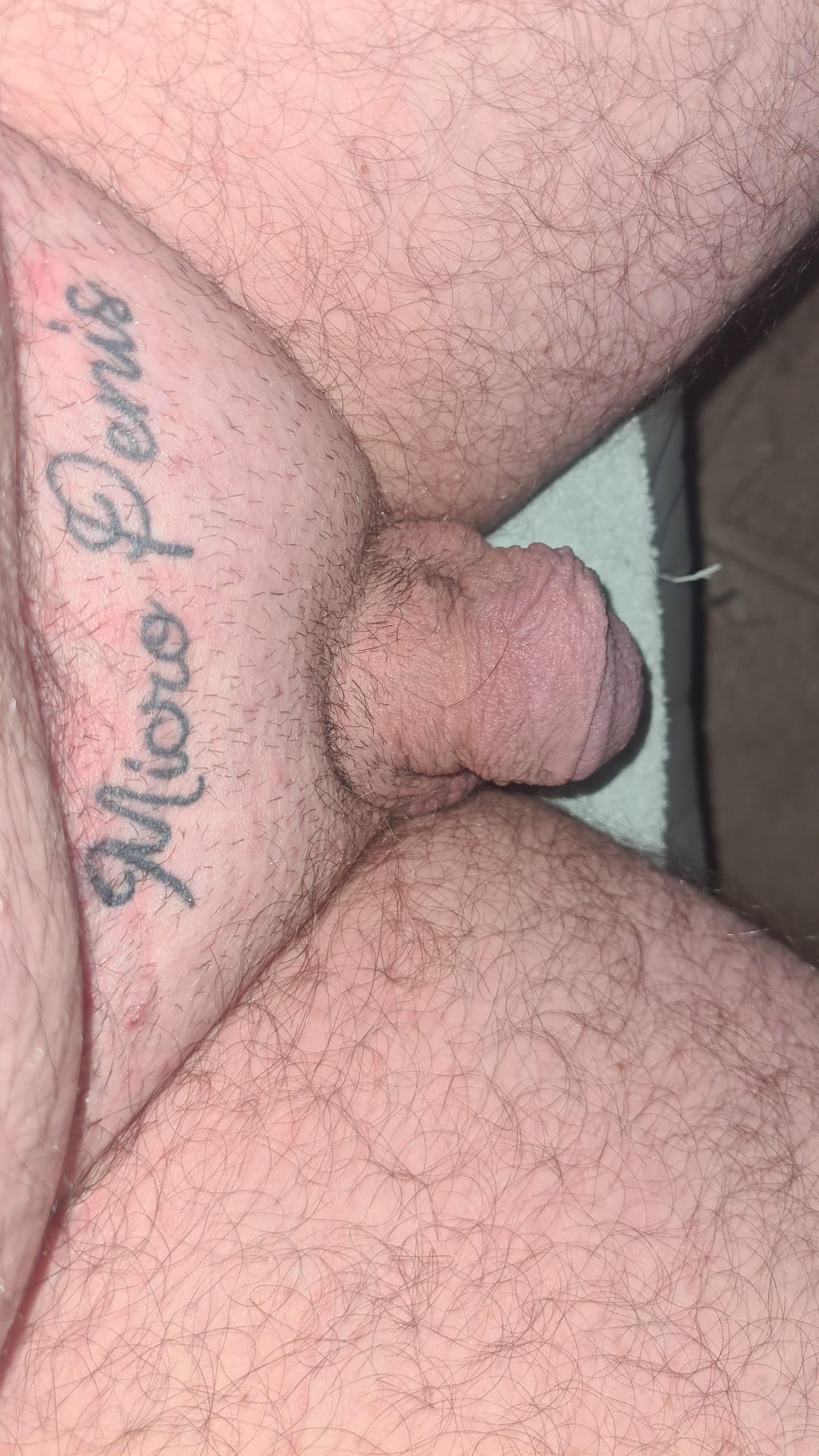 I am a LOOSER WITH A VERY TINY MICRO PENIS