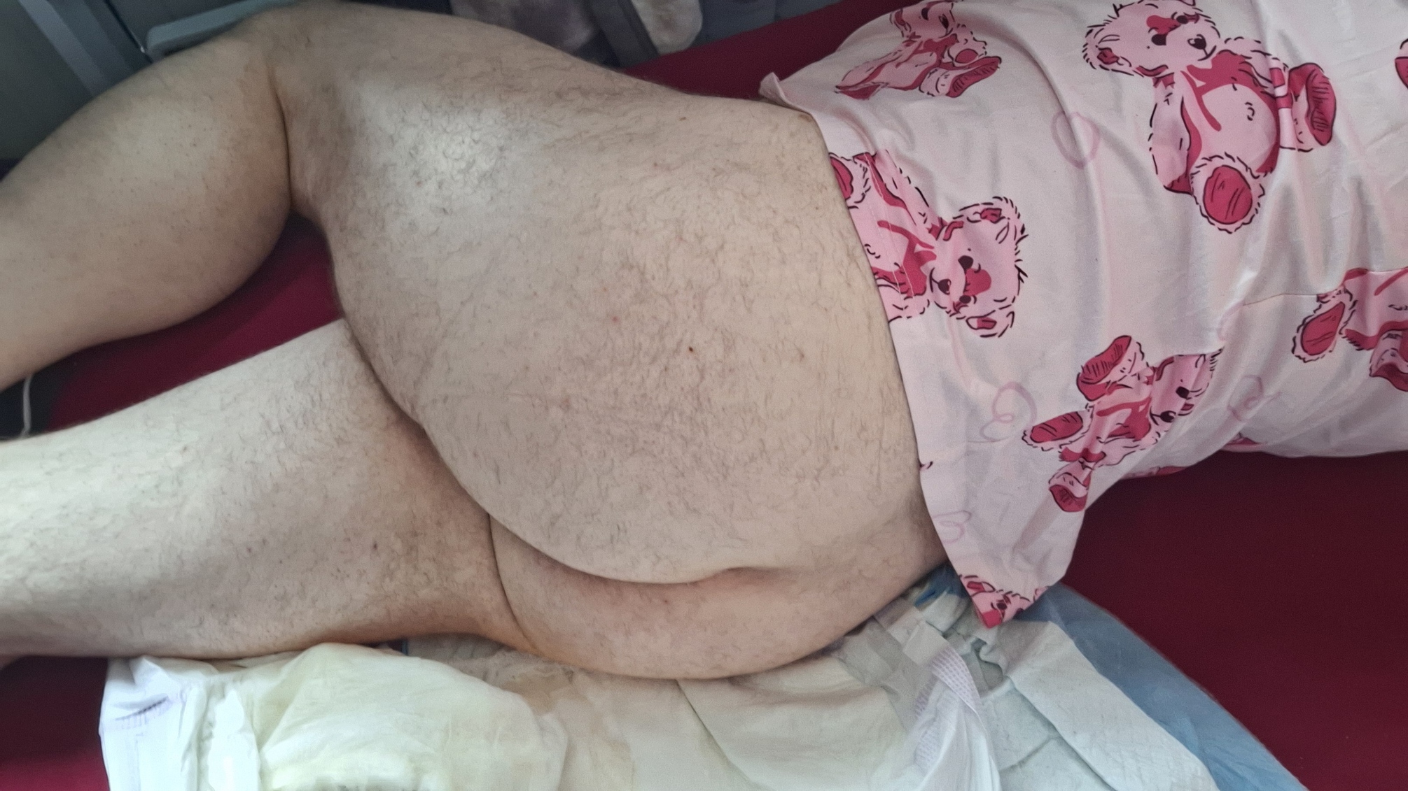 Sissy chubby diaperboy bedwetter