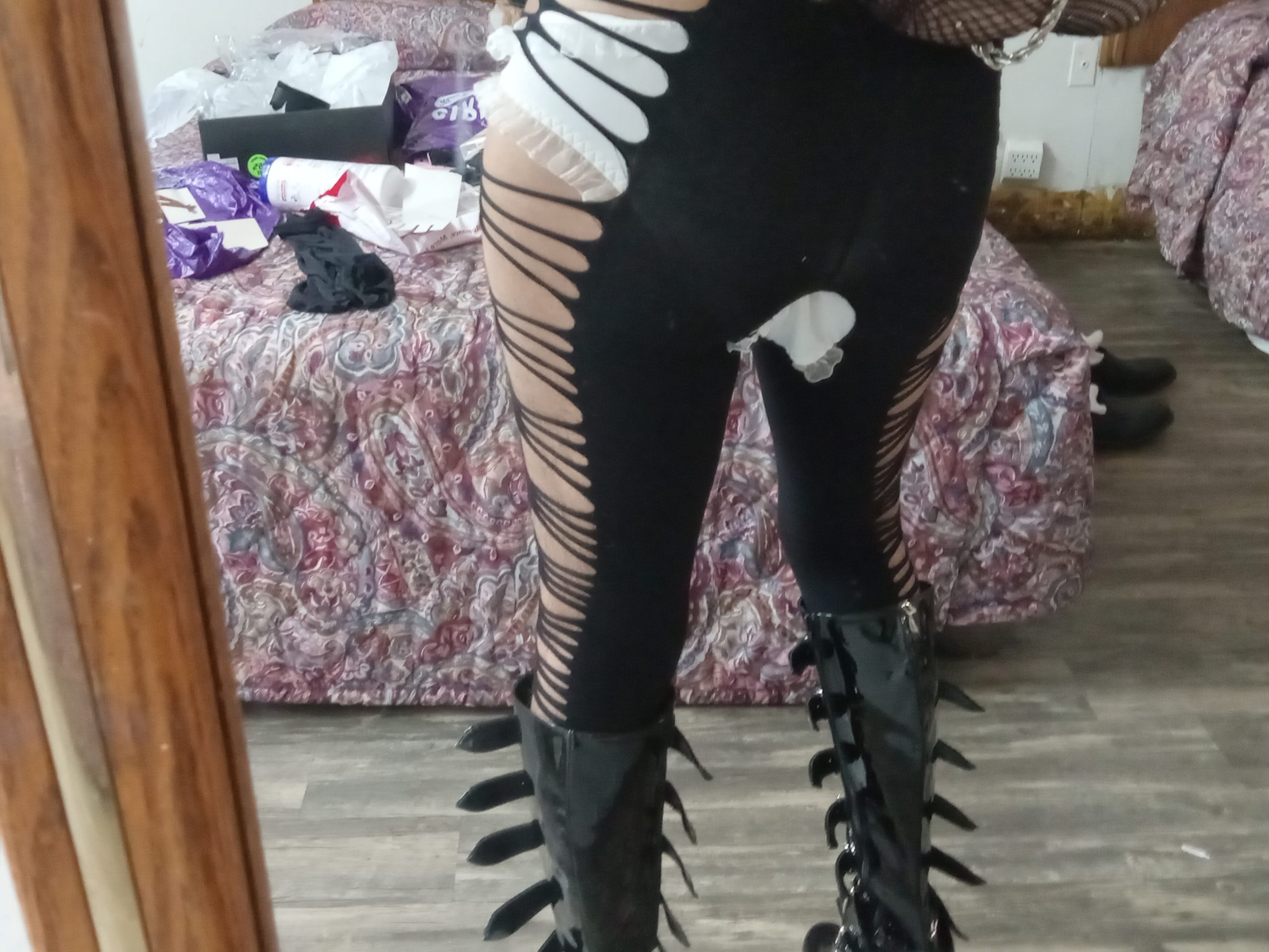 painful fetish boots for sissy stilettogenie