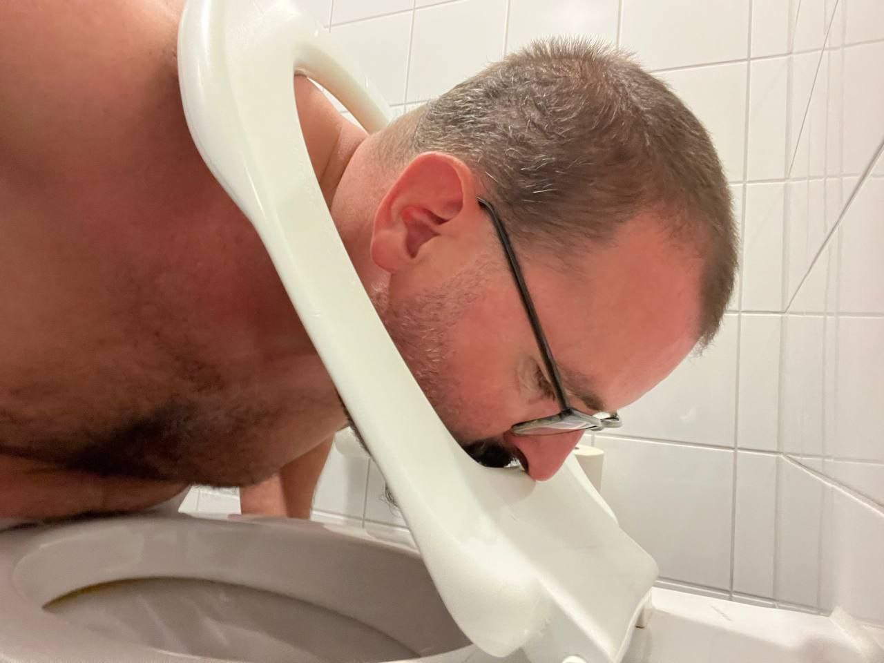 Martin Toilet Licker