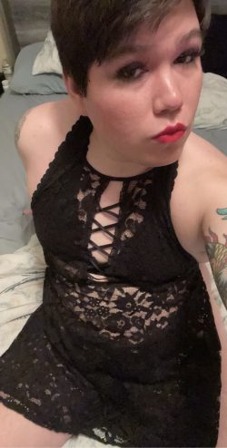 Sissy Dezi – Sissy Dezi first blackout post!