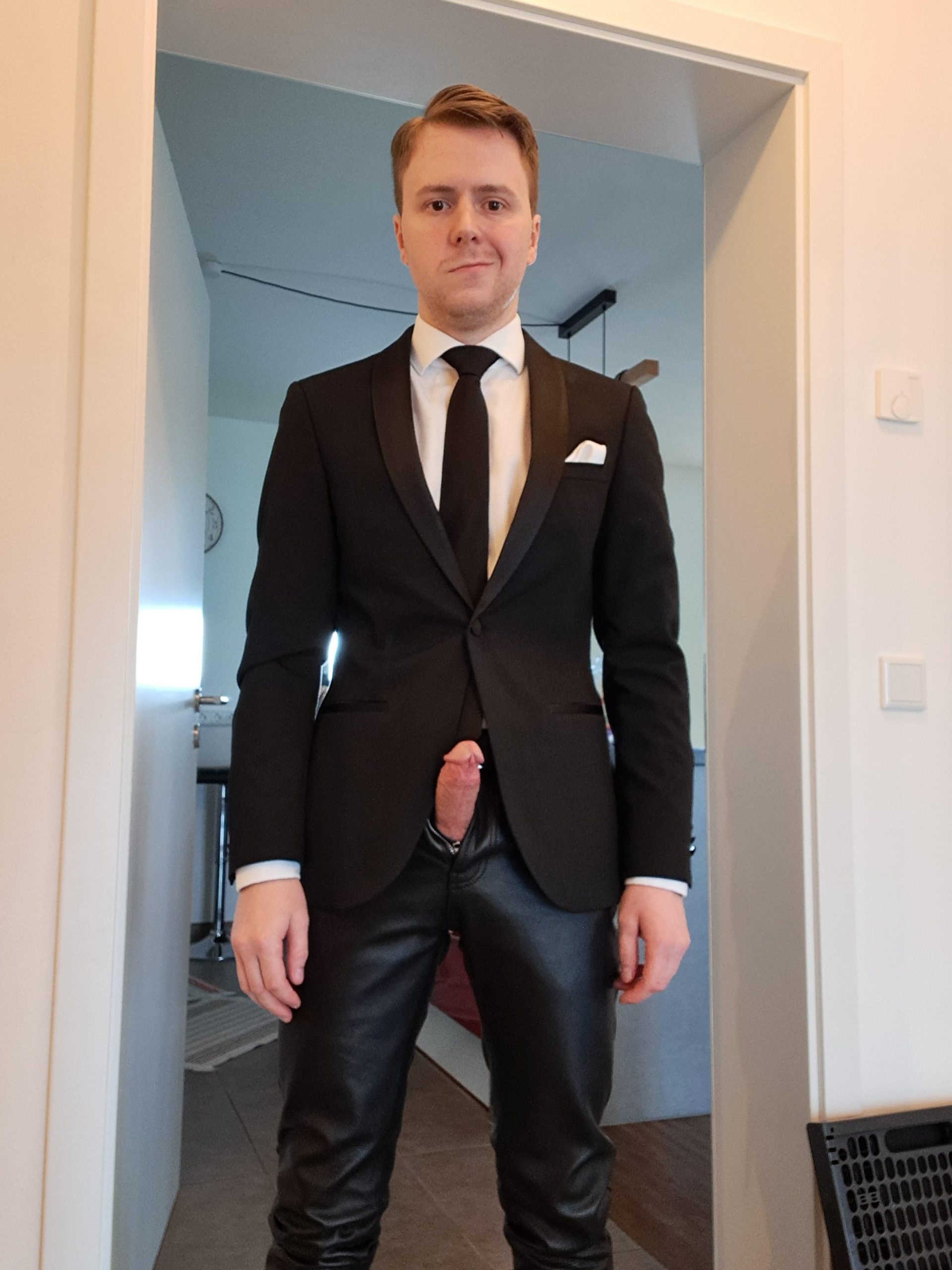 ~ Suit and leather sub repost risk