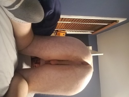 I’m gonna regret this huh? Kik maxithesubbyboi