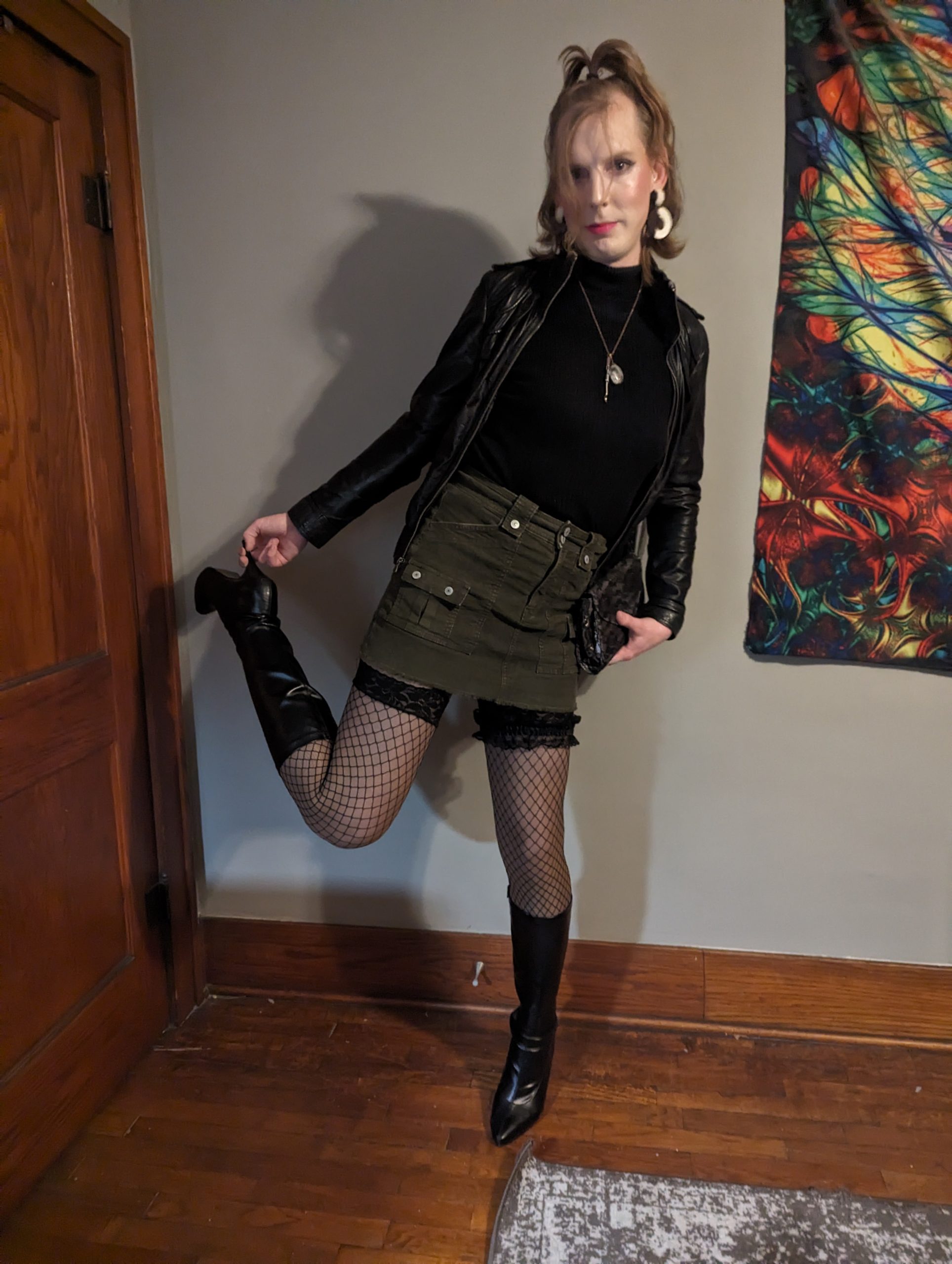 Sissy Hailee modeling a few outfits!