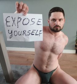 Dutch gaysl*t exposed f*g  – Dutch gaysl*t going for good exposure