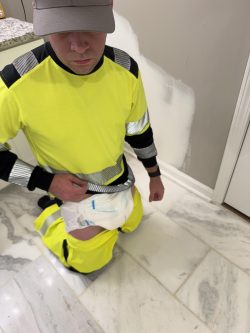 Diapered at Work – Wet Workie