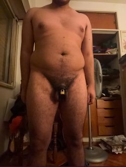 ~ Sub looking for doms/exposers