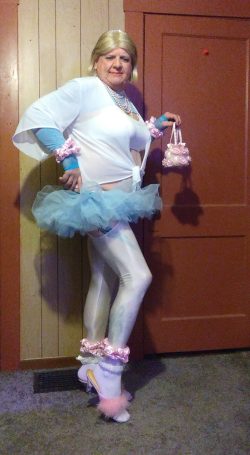 Sissykellyfairy  – Sissy Kelly Fairy – Begging for more exposure