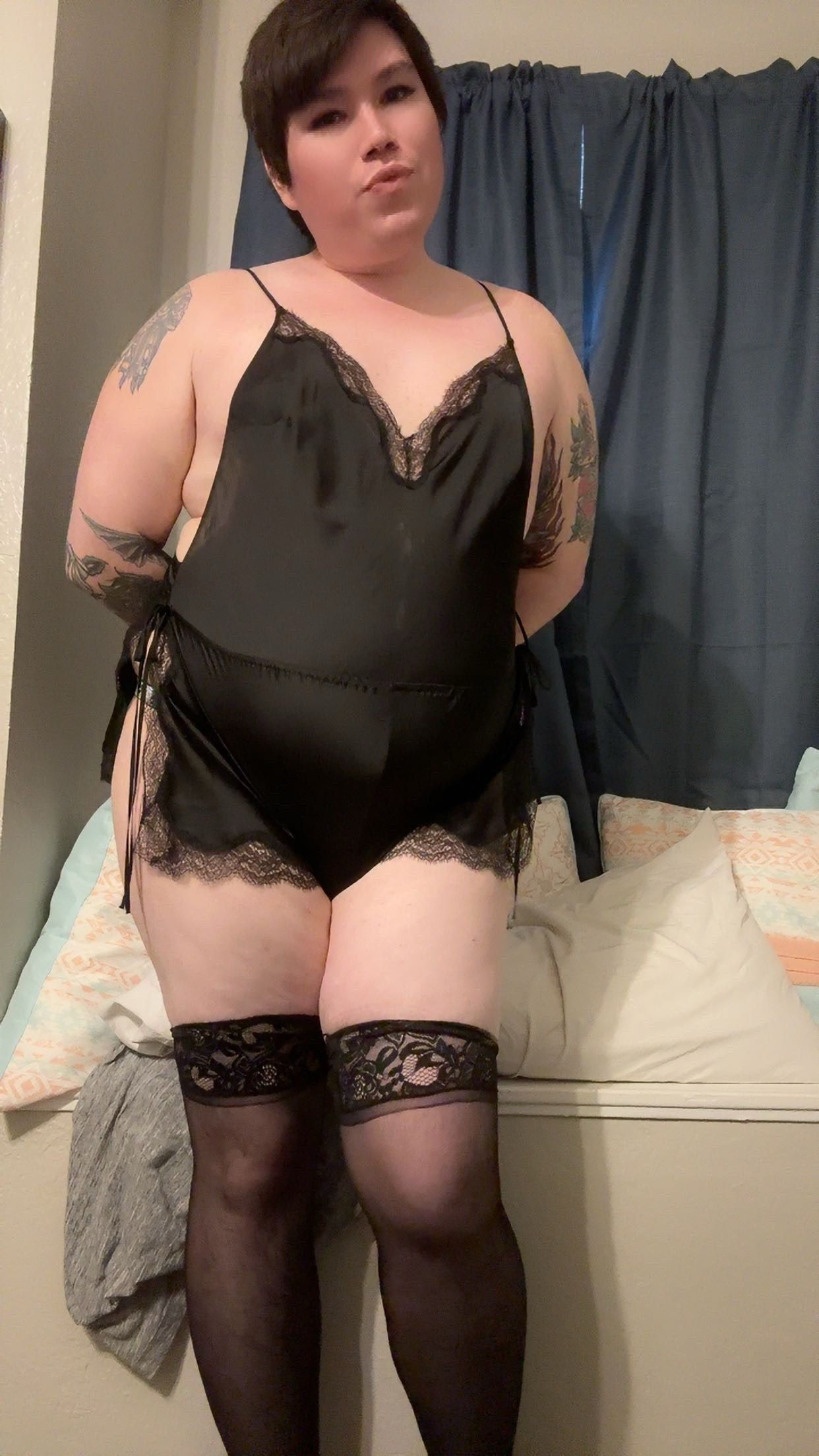 Sissy Dezi – Exposed beta cocksucker