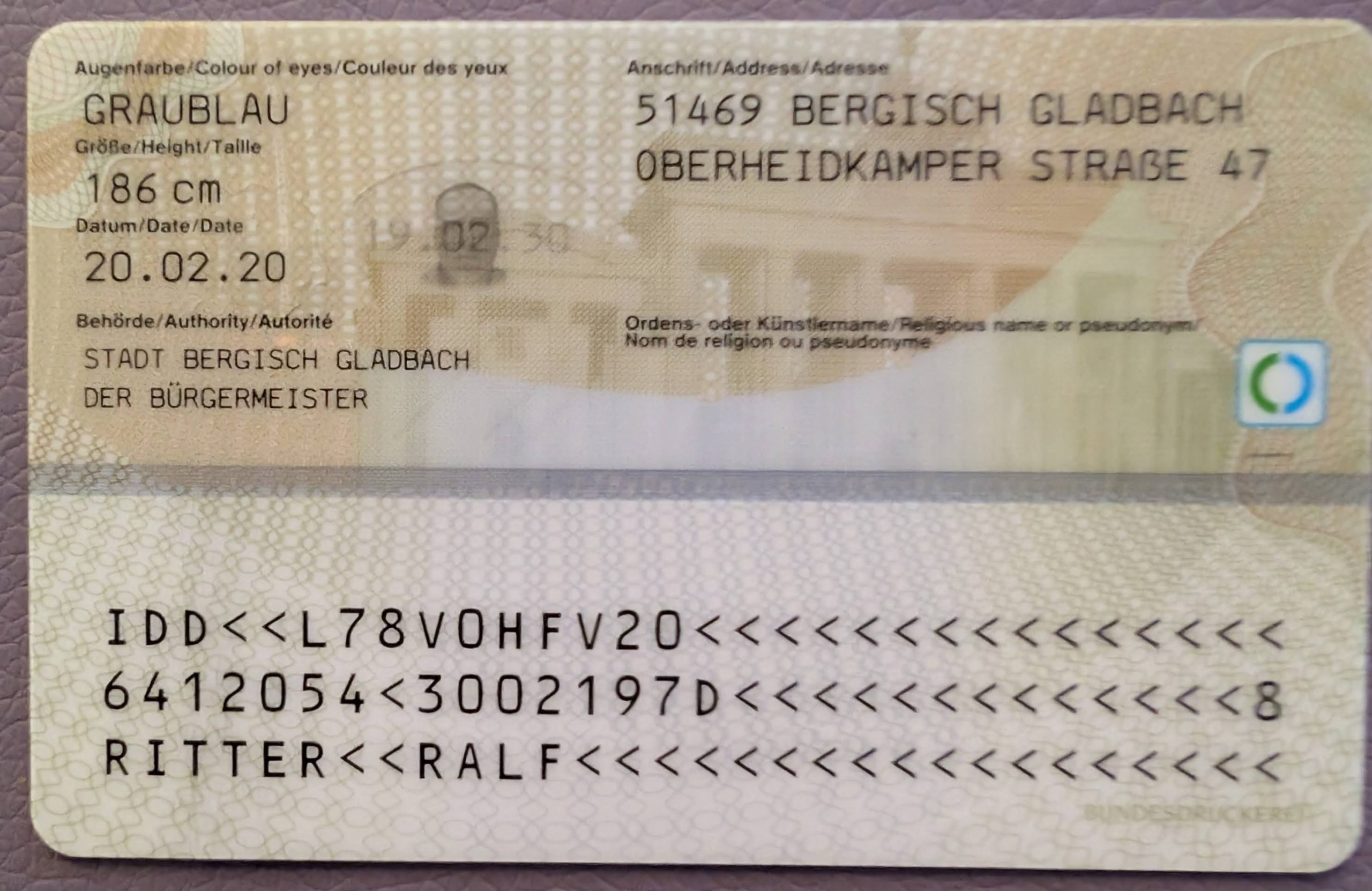 Ralf Ritter – Ralf Ritter Cumdump ID, Passport, Driving Licence