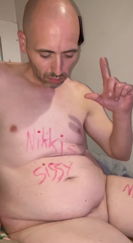 Loser Bobby sissy – Nikki’s sissy