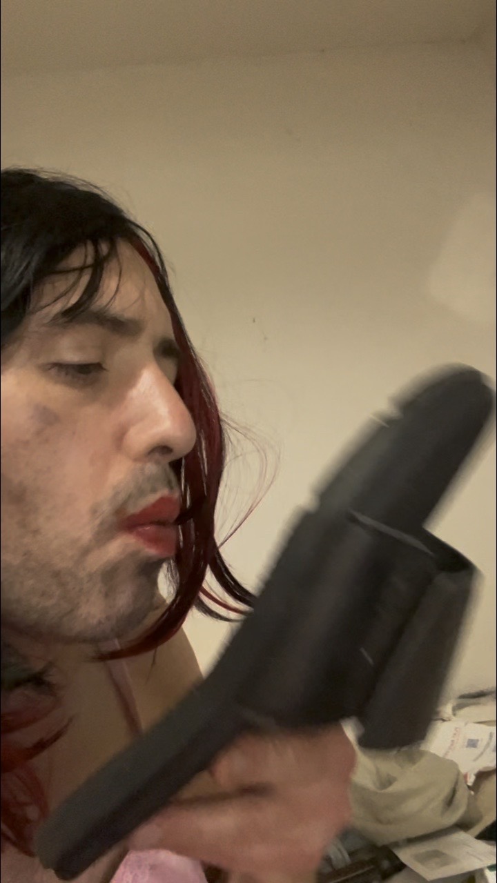 Robert Simpson – Shoe cleaner desperate to lick bottom of shoes clean