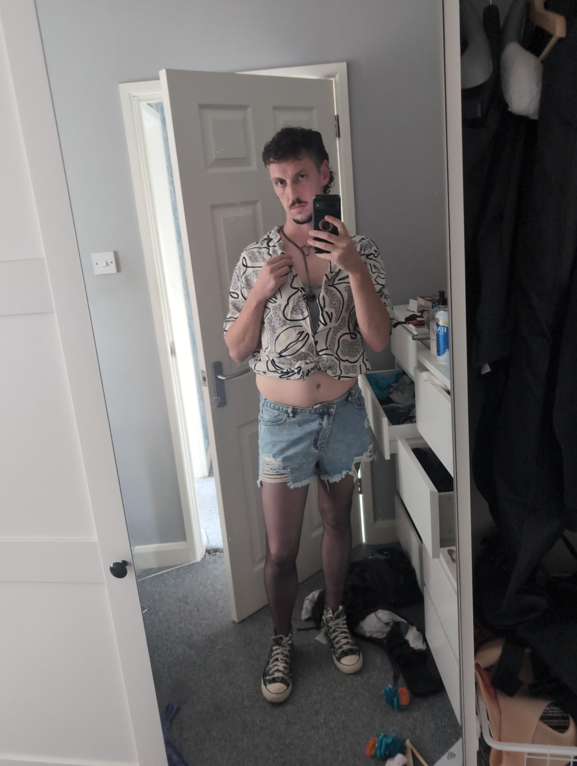 Paul McGrady Belfast nsfw – Some outfit decisions