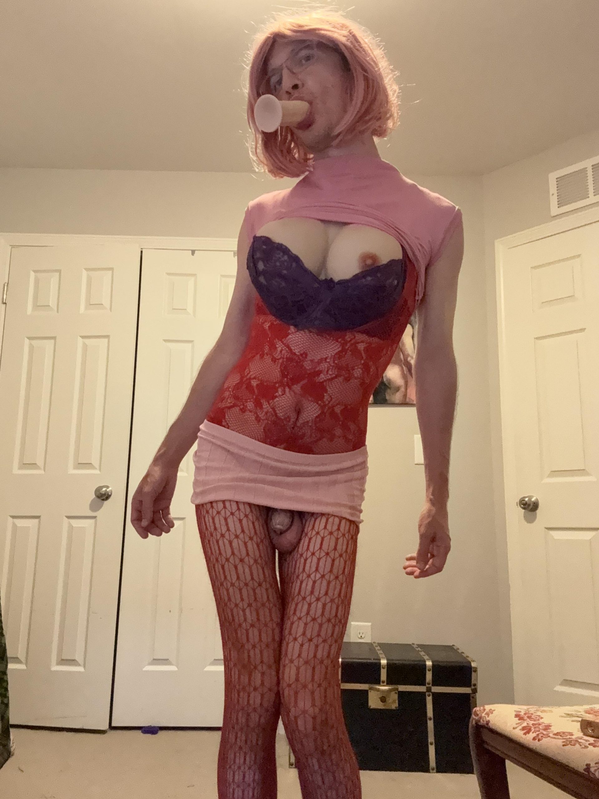 Desperate Sissy sl*t