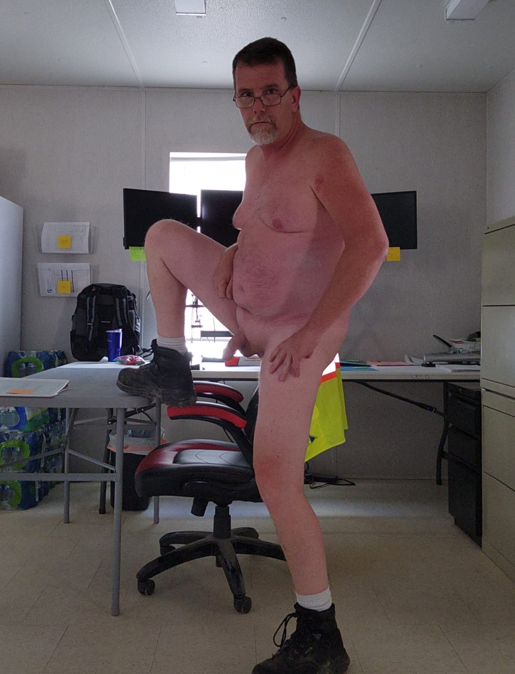 Mark – Reposting my favorite older pics.