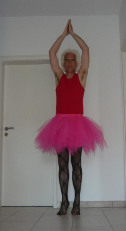 joerg Sklave  – Sissy Joerg is a prima ballerina