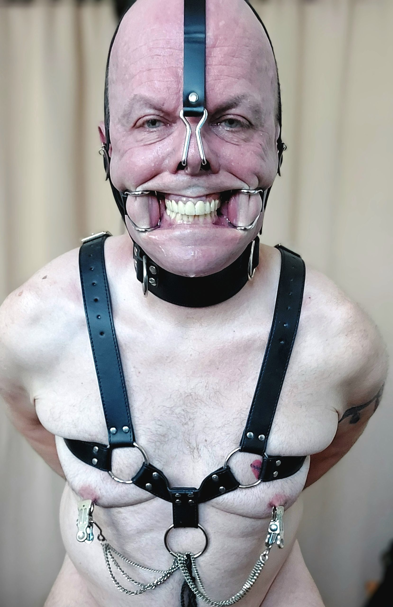 f*ggot Claus H – Gagged slave