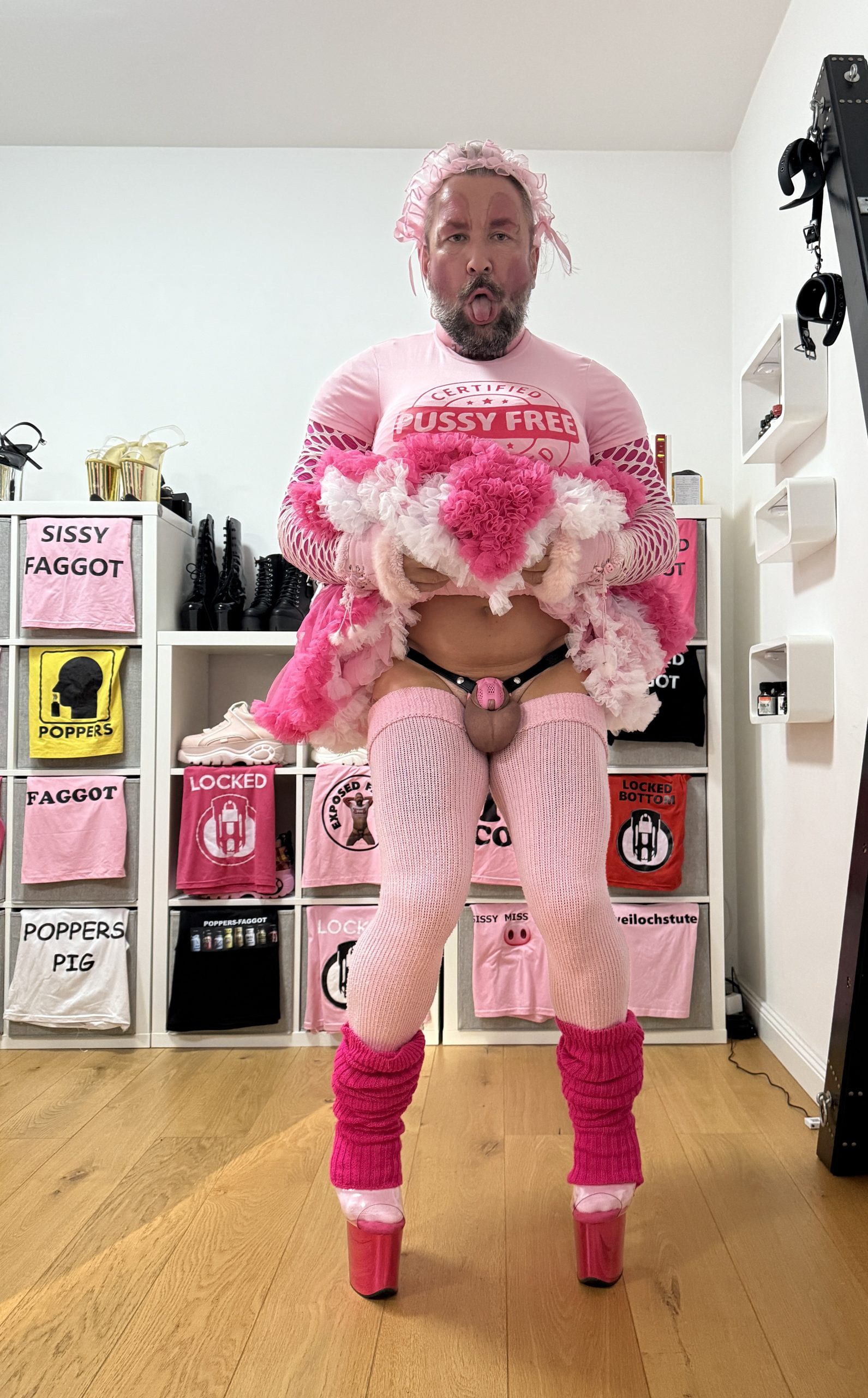 Ultimate f*ggot – Sissy F*ggot