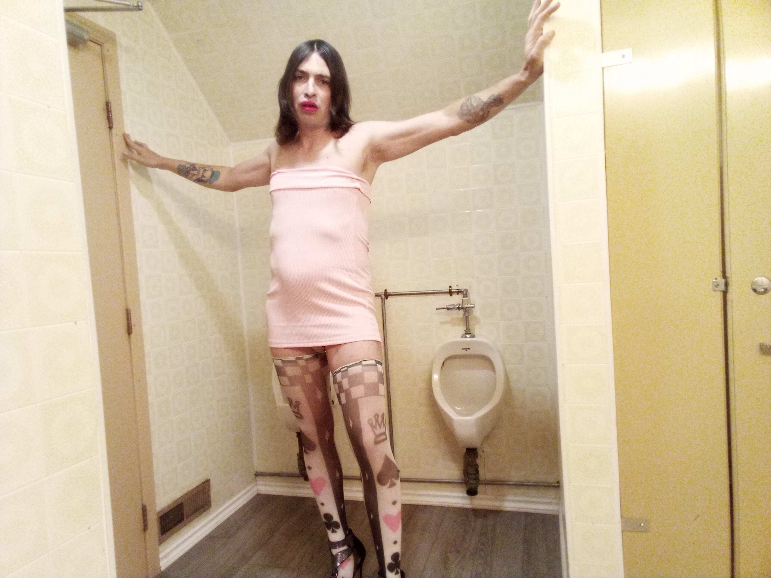 Jenny kisses – Sissy Jenny #nikkiswheel