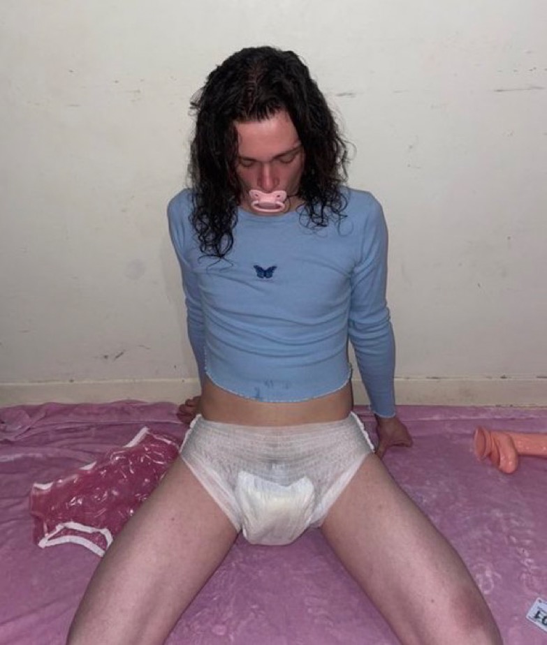 Submis_slave – Diaper sissy Anna