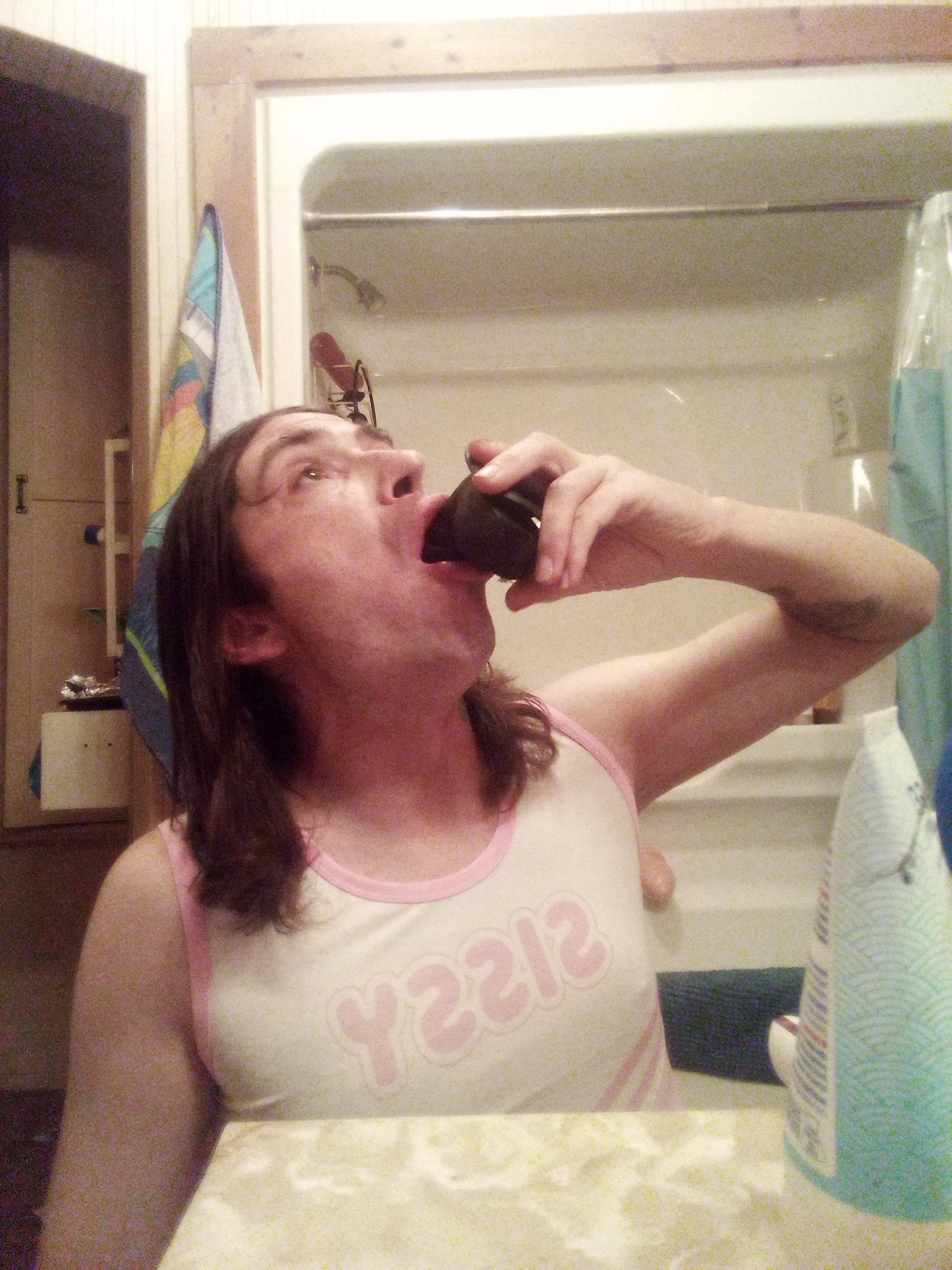 Jenny kisses – Free sl*t