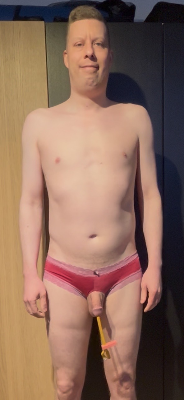 German Sissyf*g Jan Klein From Freiburg Exposed Naked & In Panties