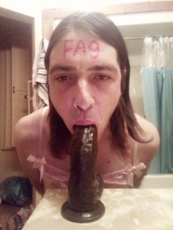 Jenny kisses – Sissy f*g jenny