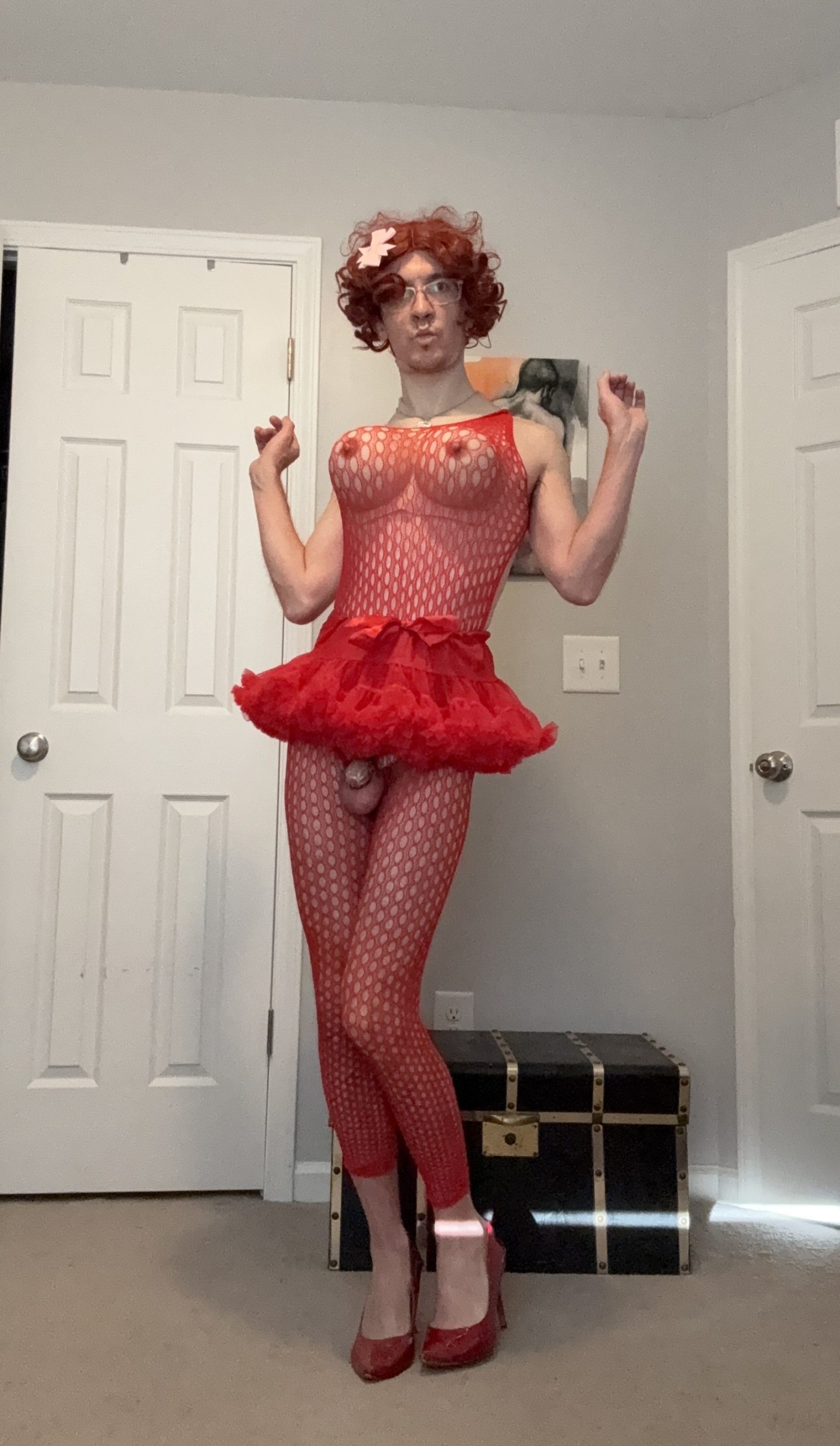 Victoria loves being a sissy girl