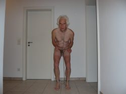 joerg sklave – slave in chains