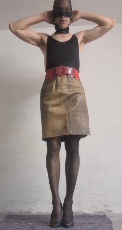 f*gwalt – with skirt