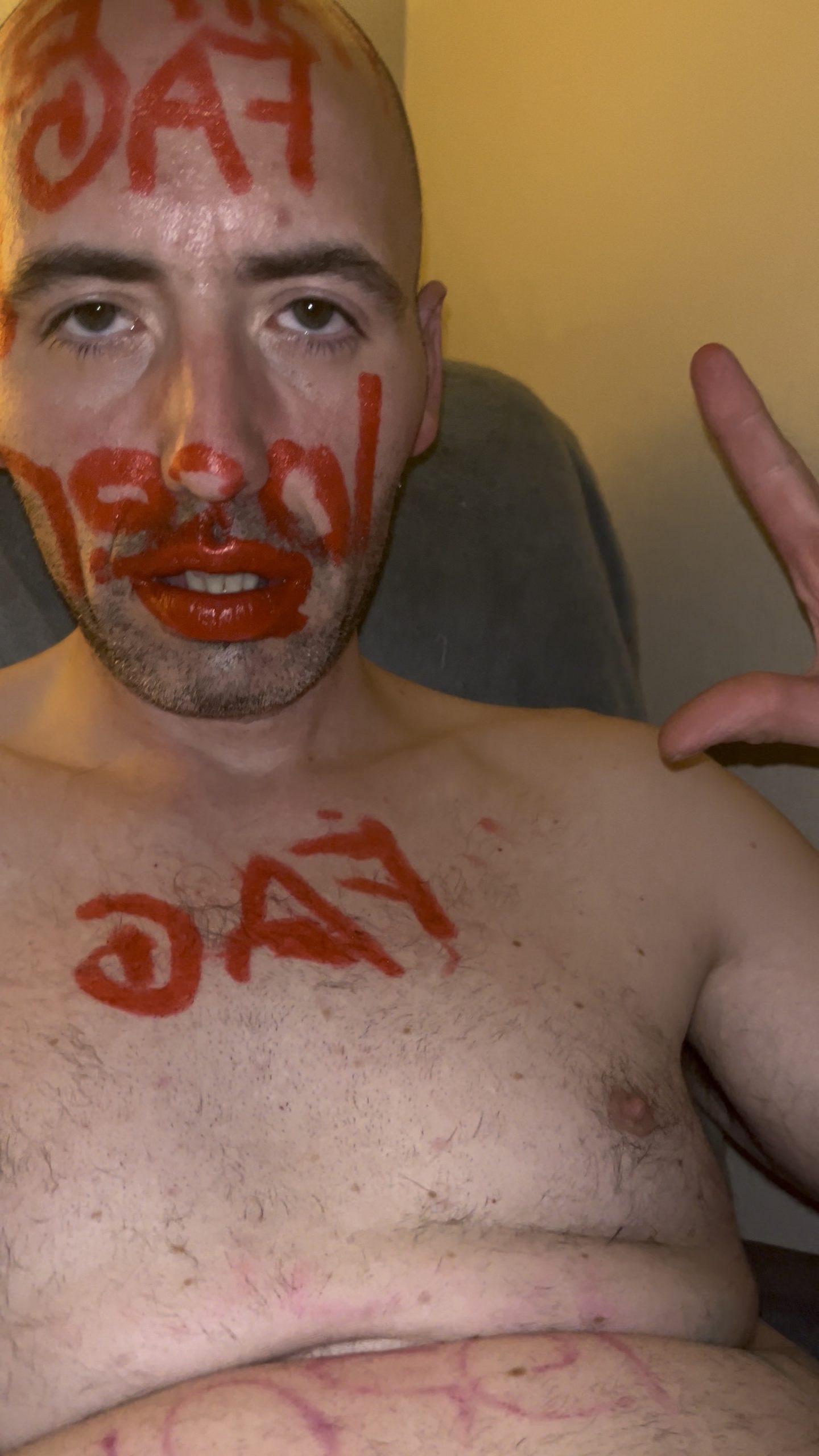 Bobby simpson – Addicted to ruining his life