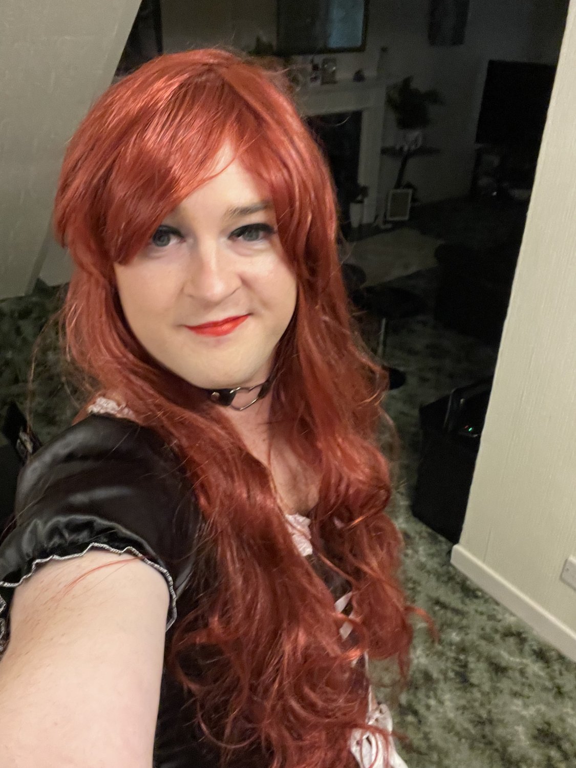 Sexy UK sissy @SissyChrissy