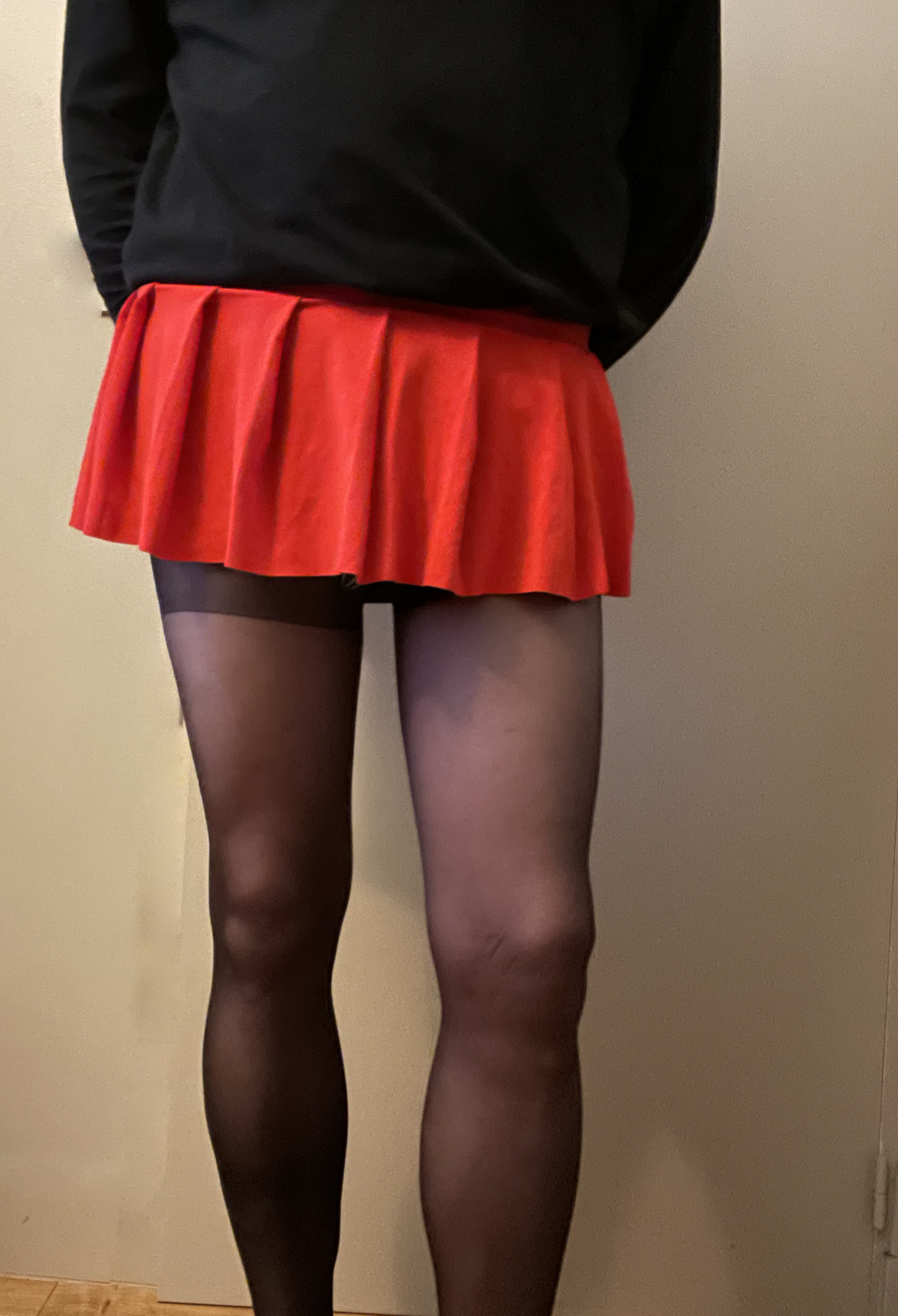 ~ sl*t Lina showing ass and red skirt