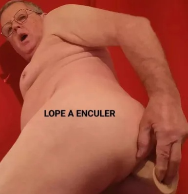 Grosse fiotte à exhiber .