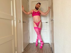 Pain Hooker for free