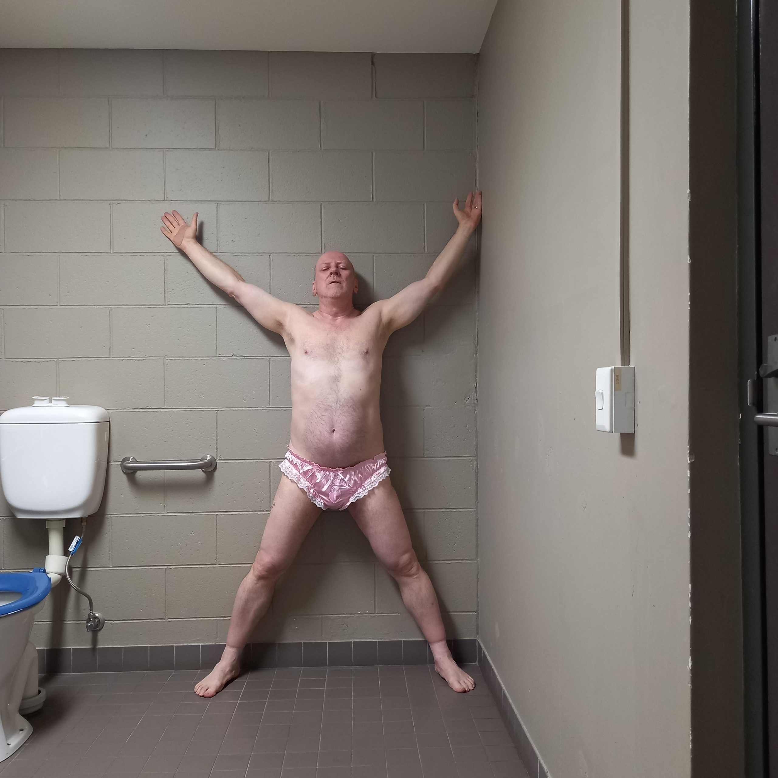 Sabrinaf*g – Need a fuck buddy