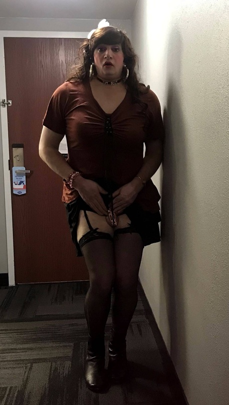 Sissy Amy Exposure Risk