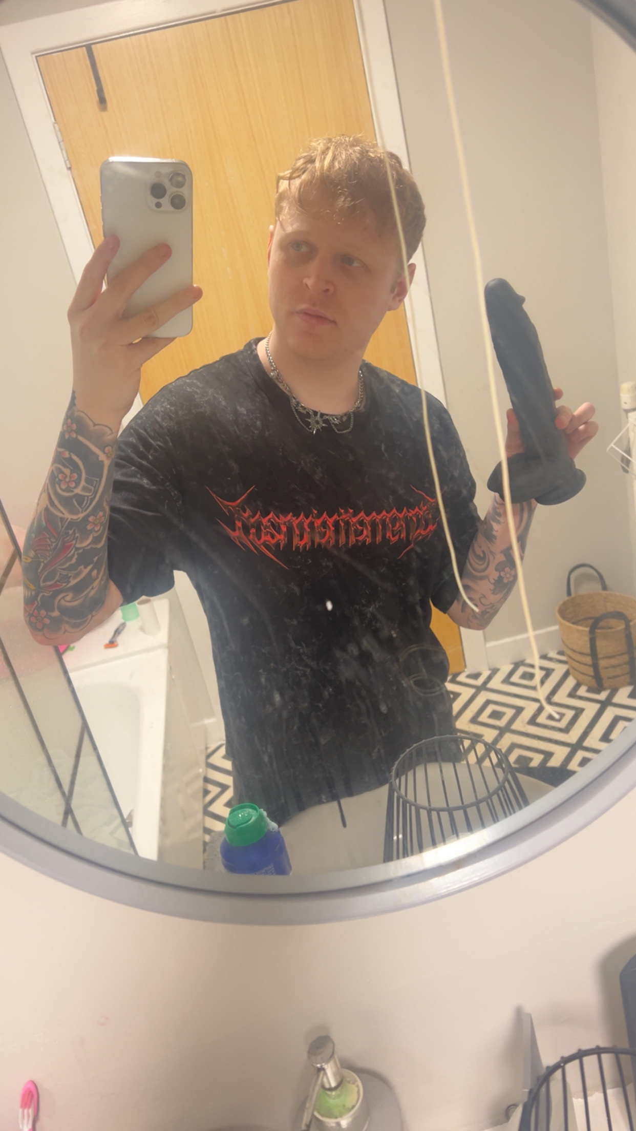 Expose me on Erome plsss 😵‍💫