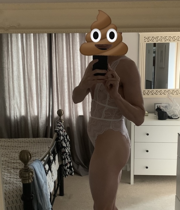 Kingofchatpic – Make me regret posing in my wife’s lingerie