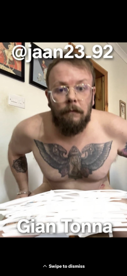 Follow my instagram!