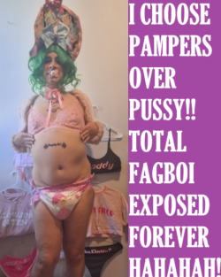 help expose me dressed as my ex!