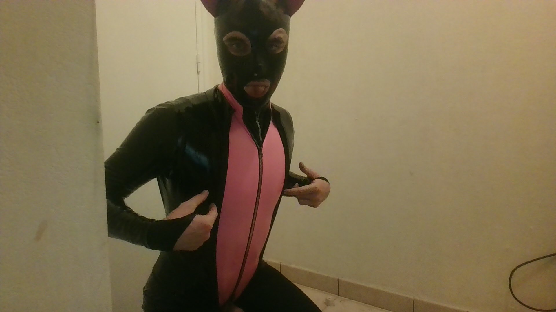 cant stop beinge a total wh*re