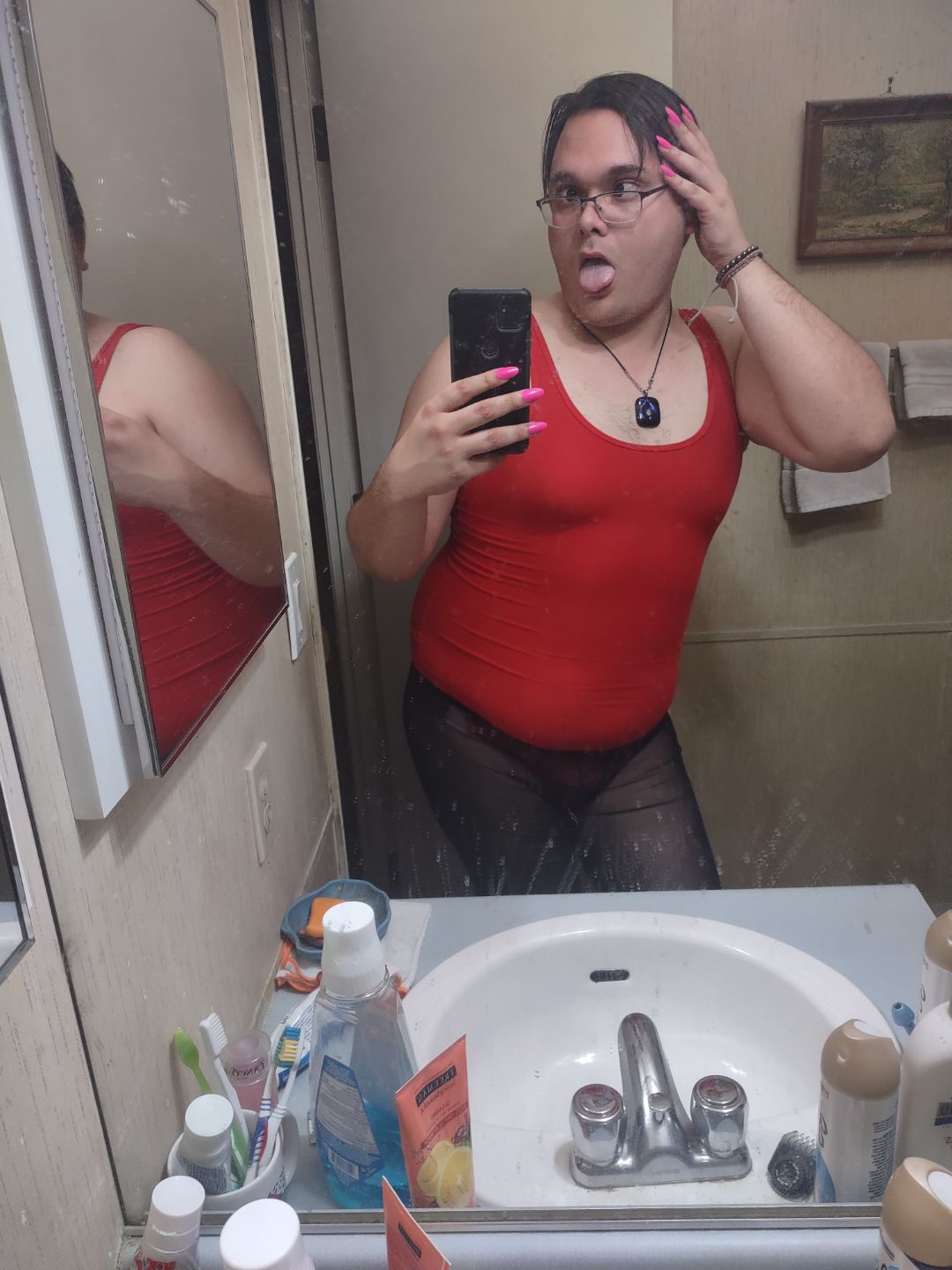 Exposed sissy white boi Full name @25EXT