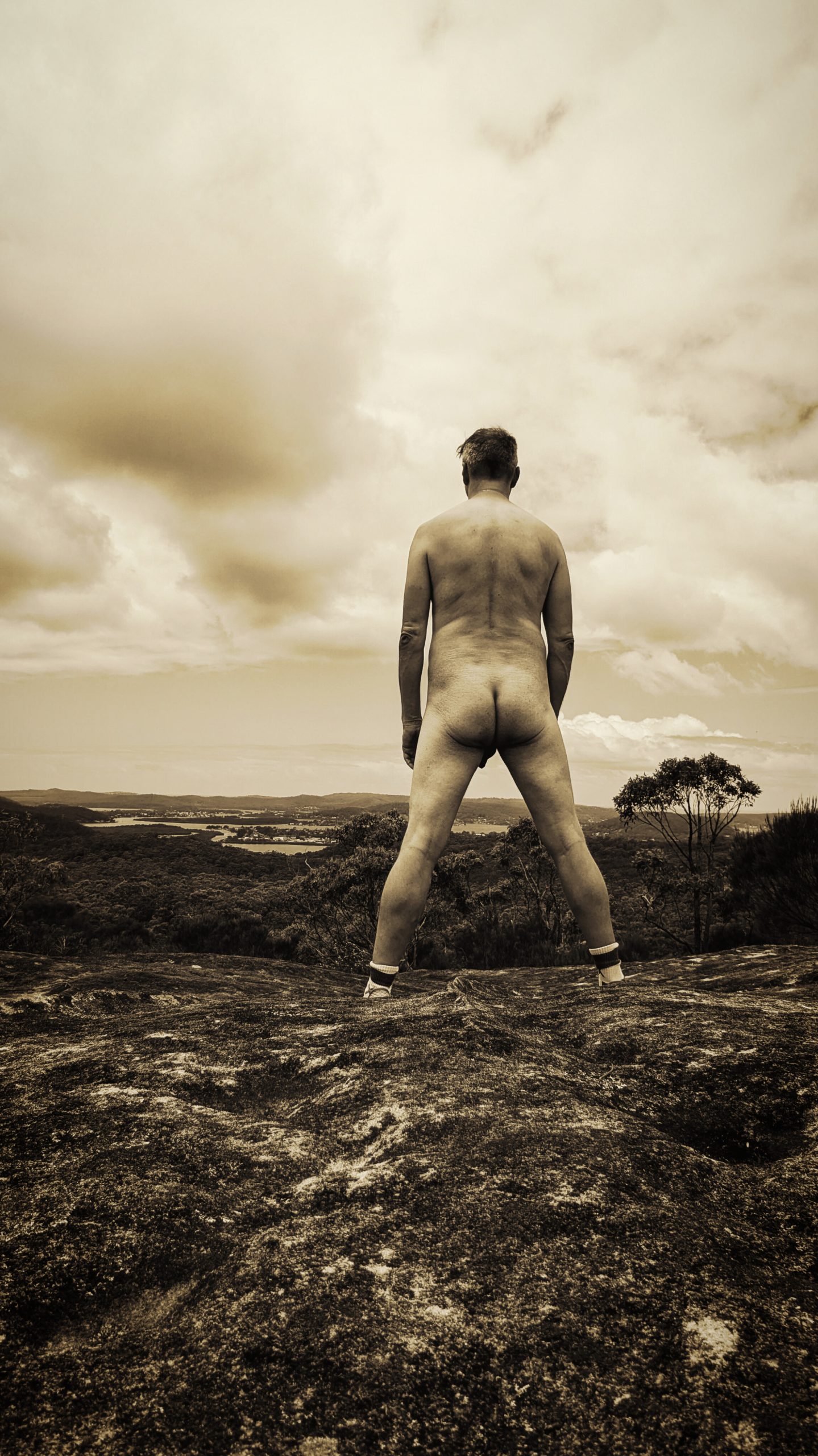 Outdoor public exposure