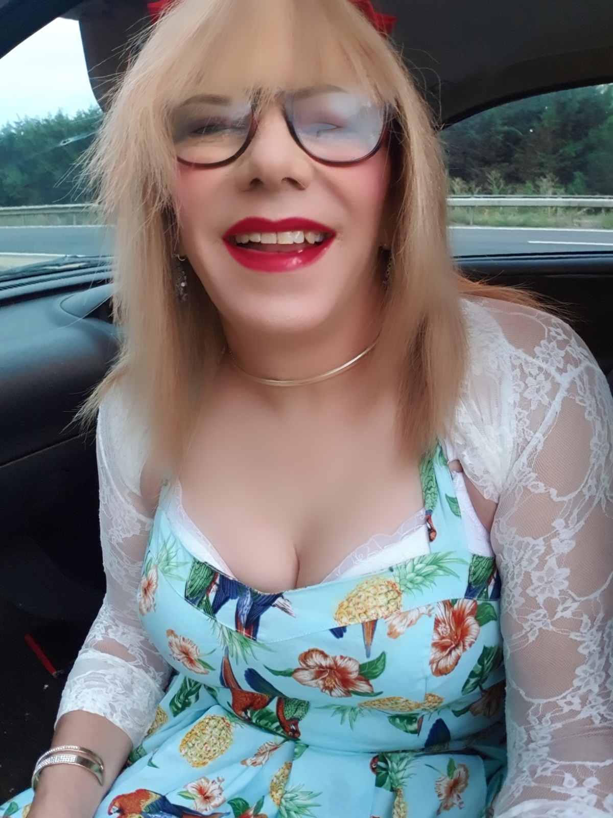 ~ sl*t du jour – Chloe!