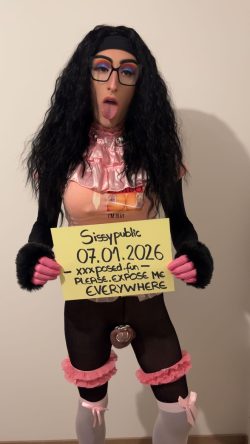 SISSY PUBLIC CUM DUMP