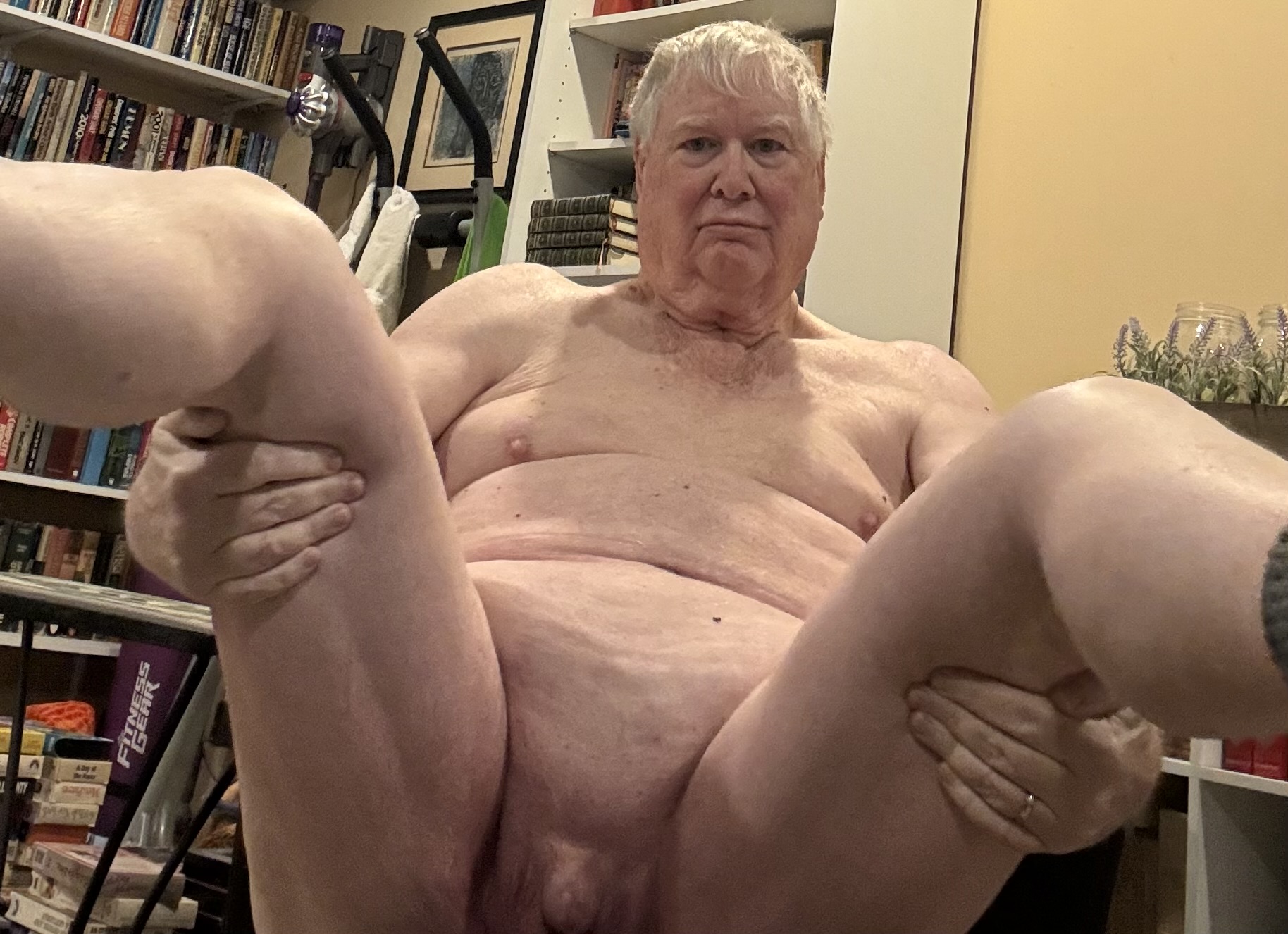 Randal Bice – Randal Bice is totally dickless. Pass it on!