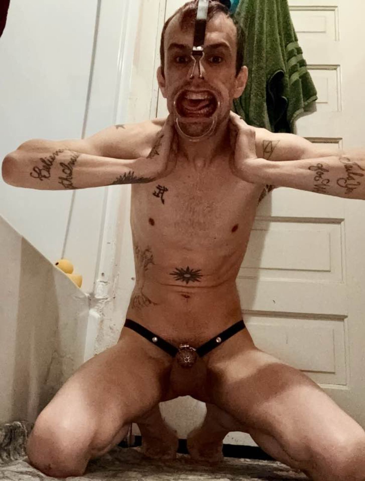 Extreme f*ggot humiliation