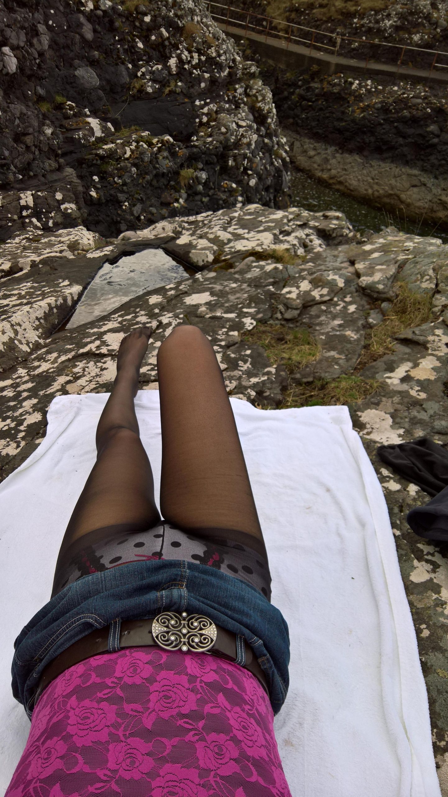 Katie Savira – Outdoor Crossdressing…